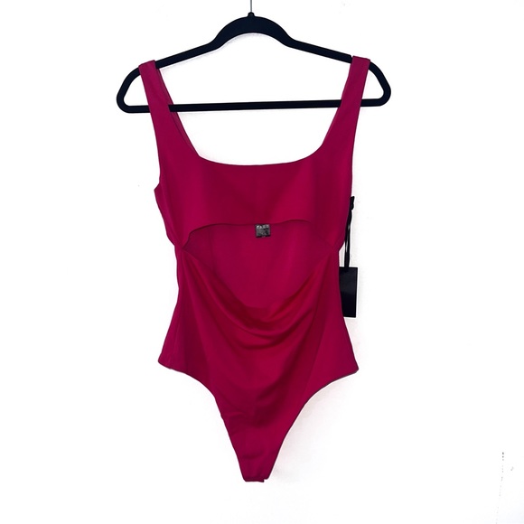 NEW Revolve H:ours Brie Barbie Hot Pink Cutout Bodysuit Medium - Picture 2 of 6